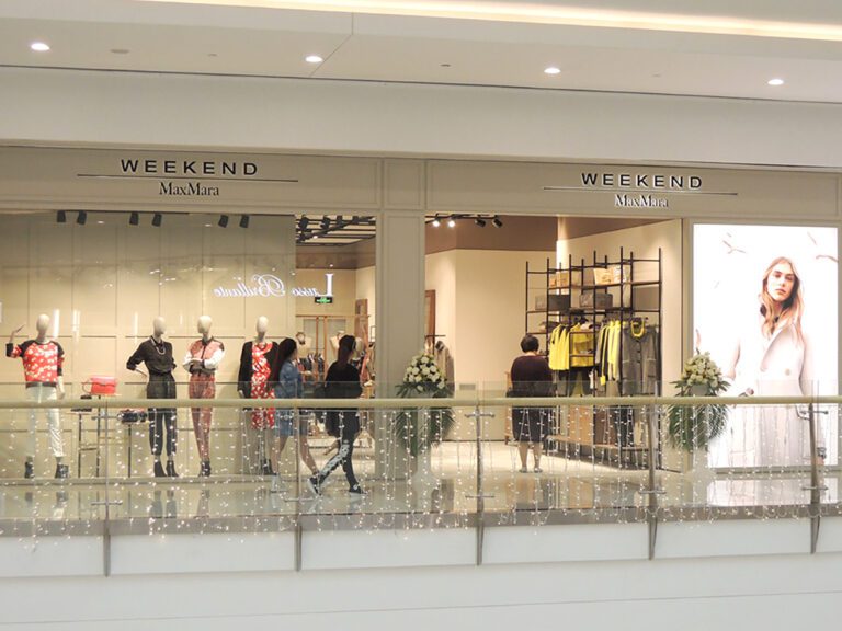 MAX MARA Store appearance