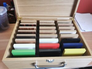 service and post banner