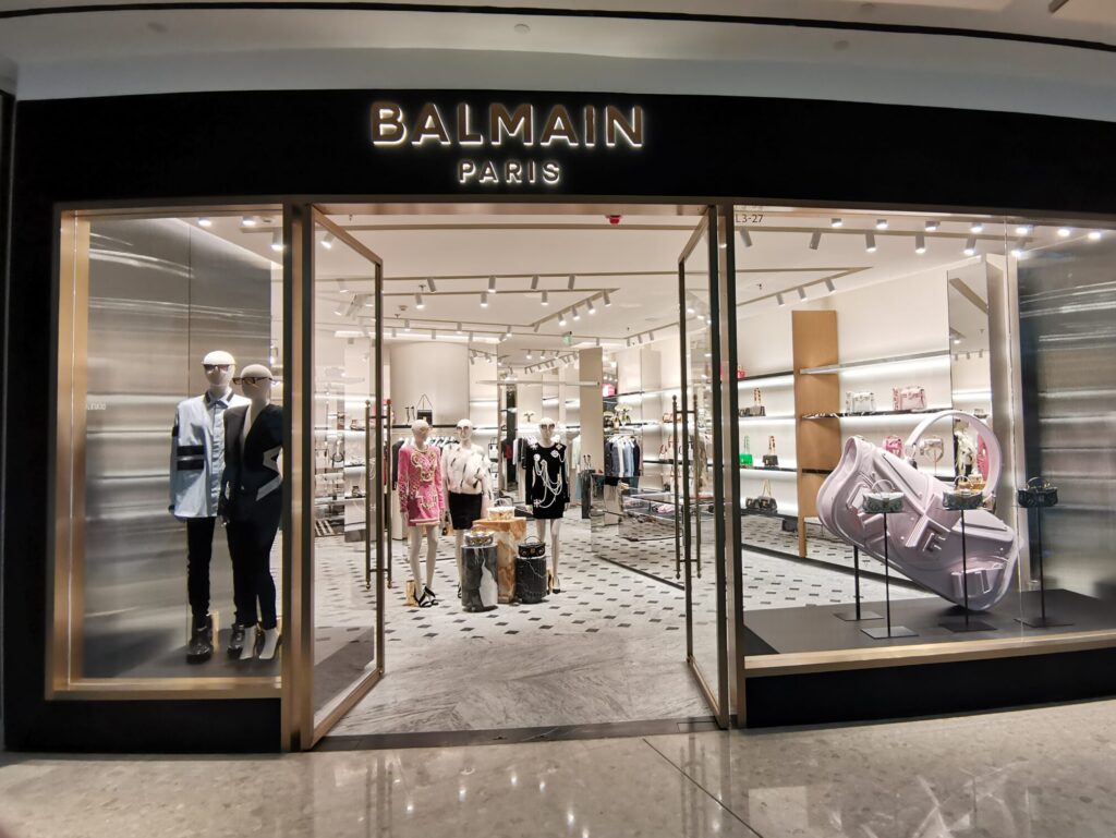BALMAIN store appearance