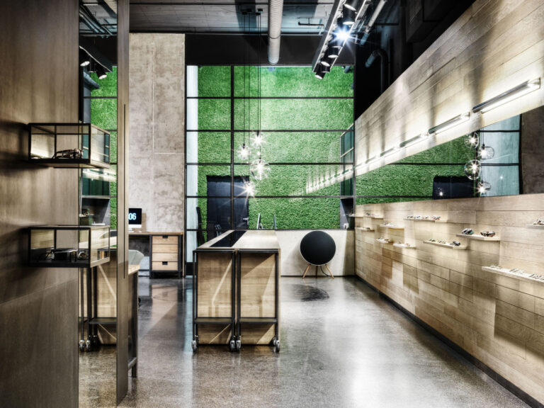 leidmann post banner